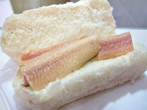 Gerookte paling (smoked eel) on bread from Vishandel Molenaar in Amsterdam.