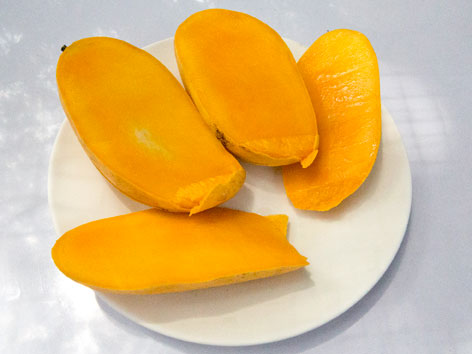 Fresh manggas or mangoes from Cebu, Philippines